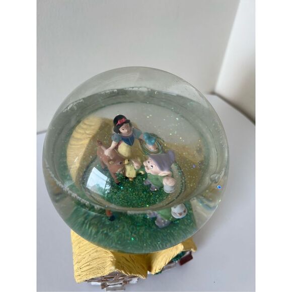 Disney Snow White Dopey Bambi Snow Water Globe Someday My Prince Will Come - Picture 2 of 5